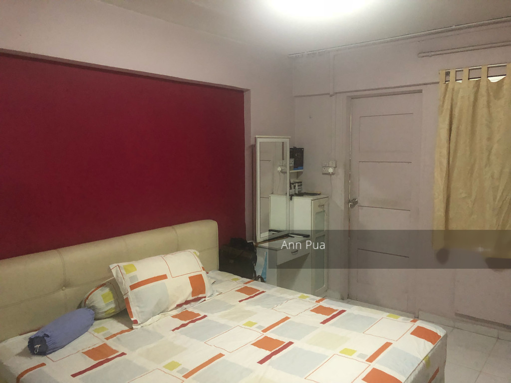 Yishun Street 61 thumbnail photo